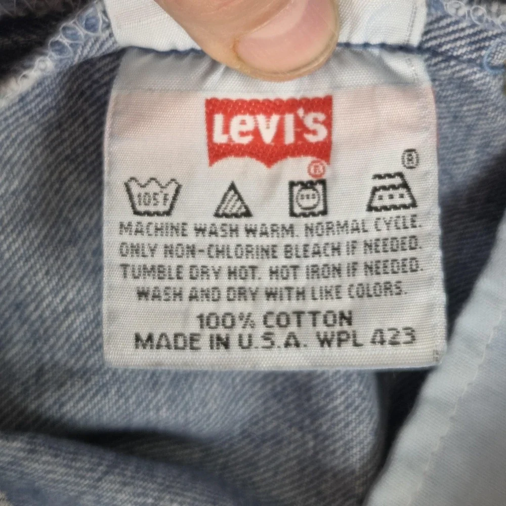 Vintage Levis 501 Jeans Mens‎ Light Wash Straight Button Fly Made USA Fits 30x34